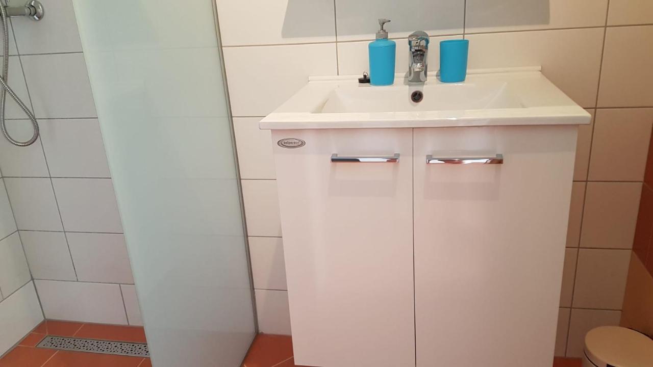 Apartmani Vincek Vodice Exterior foto